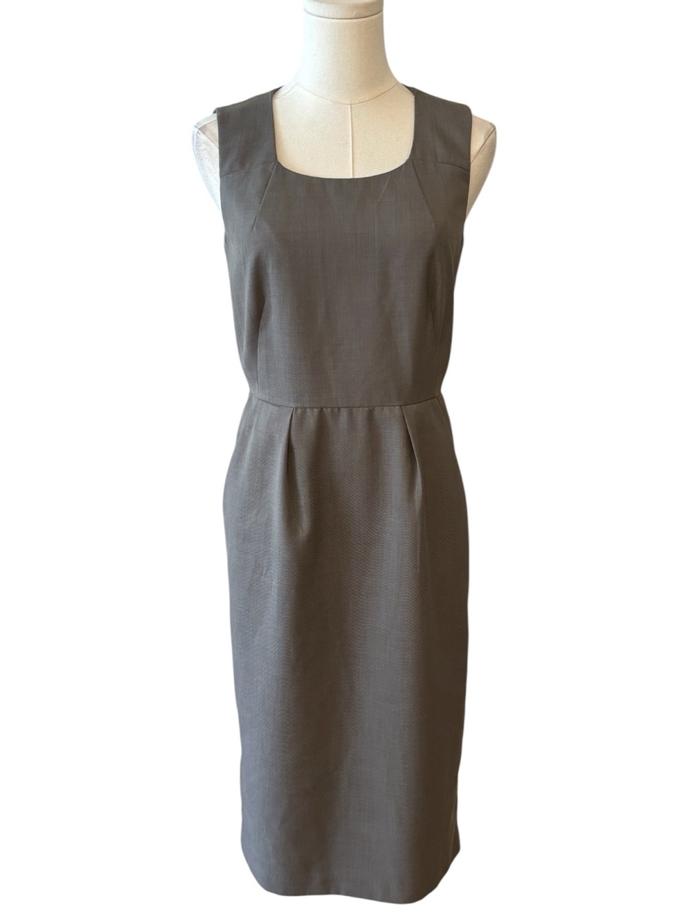Calvin Klein Gray Sleeveless Tailored Sheath Dress Size 8